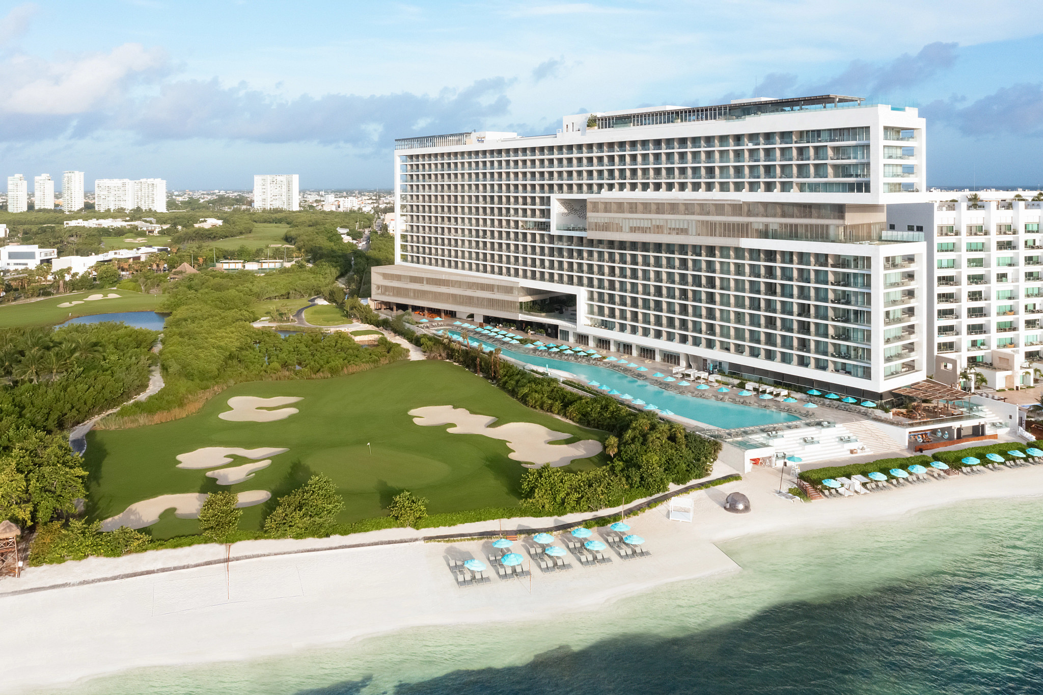 Dreams Vista Cancun Luxury Pools