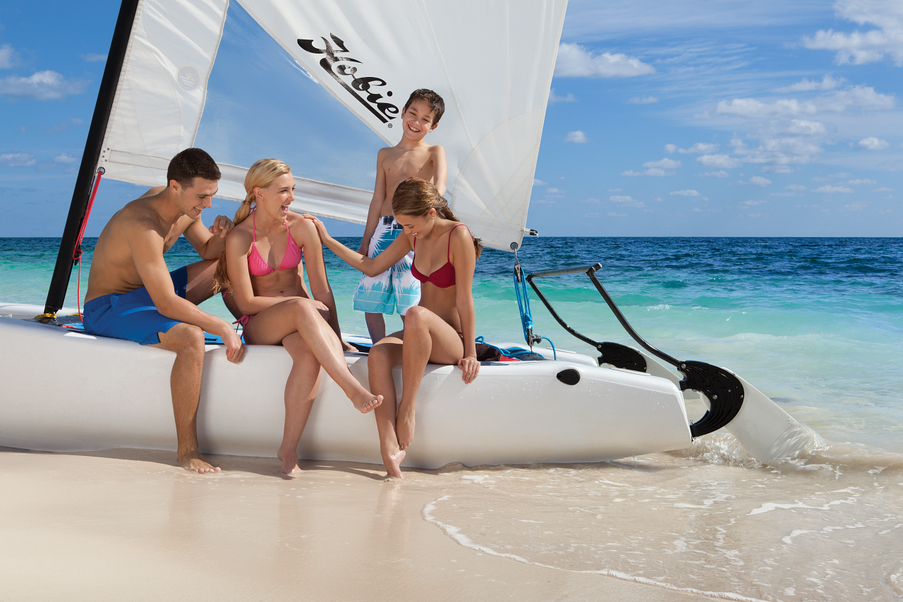 Catamarán y Actividades Familiares