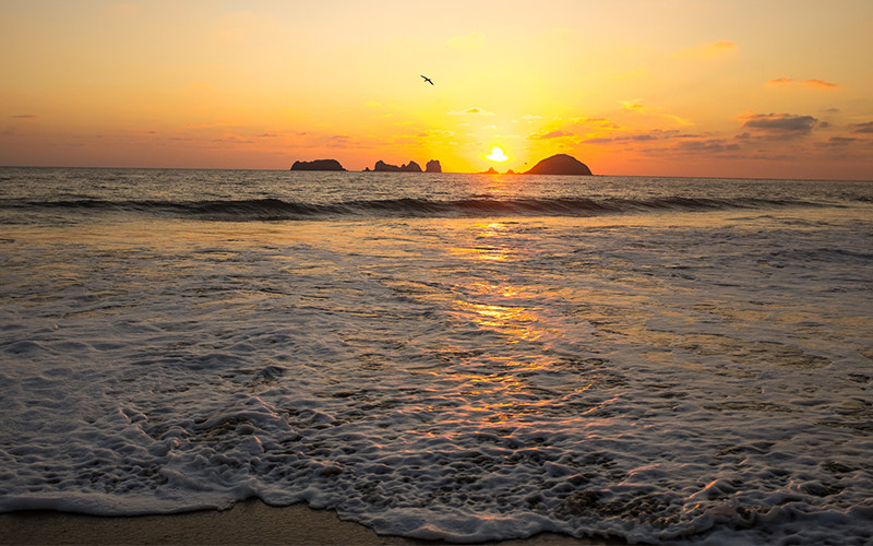 Puesta de sol mágica en Ixtapa
