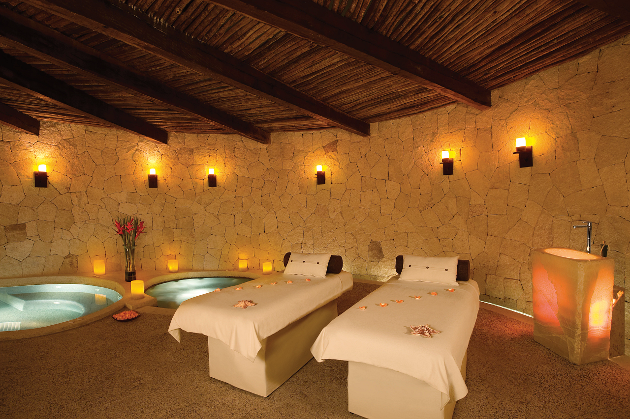 Secrets Spa Outdoor Cabin