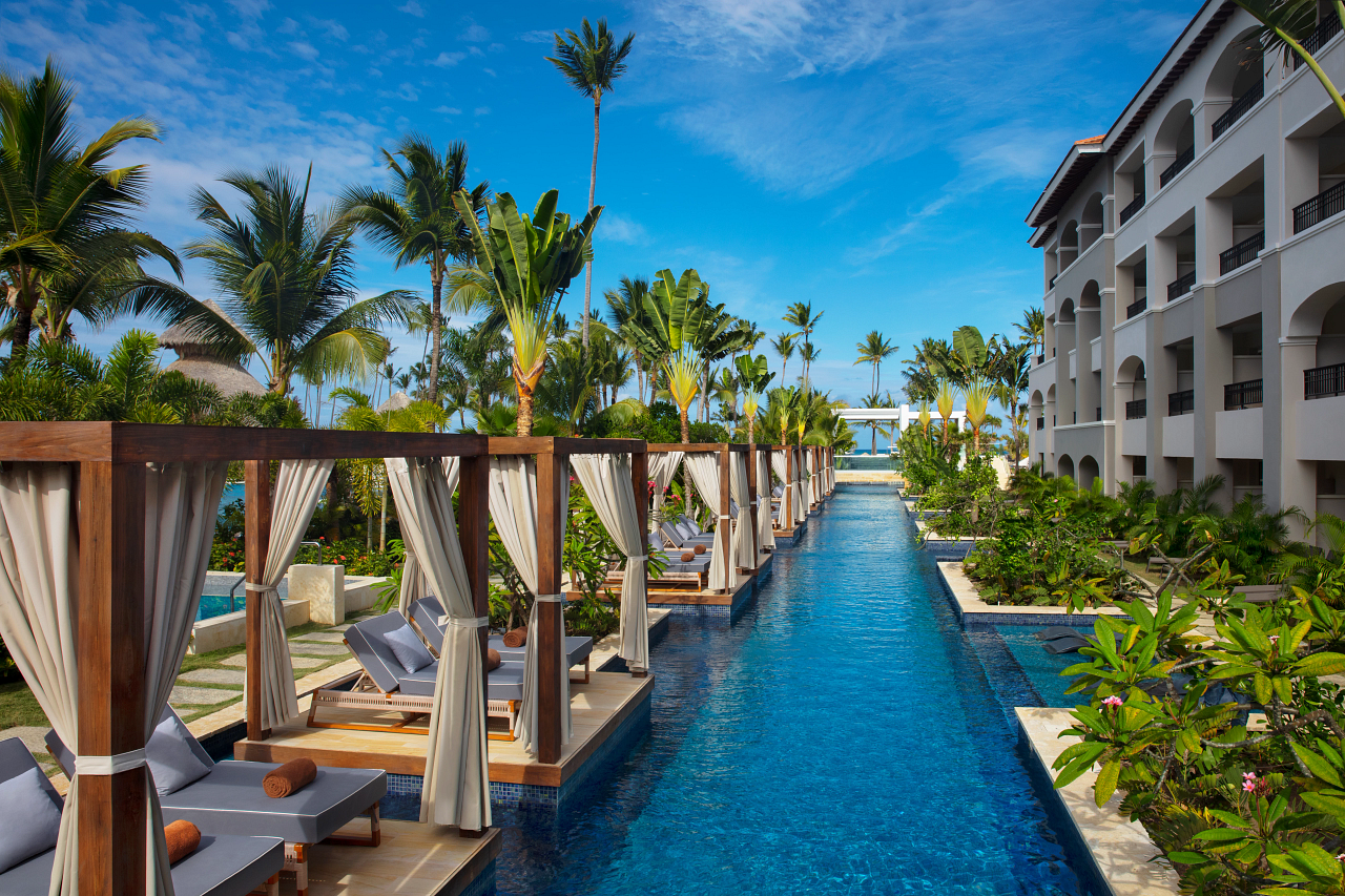 Alberca Swim-up Secrets