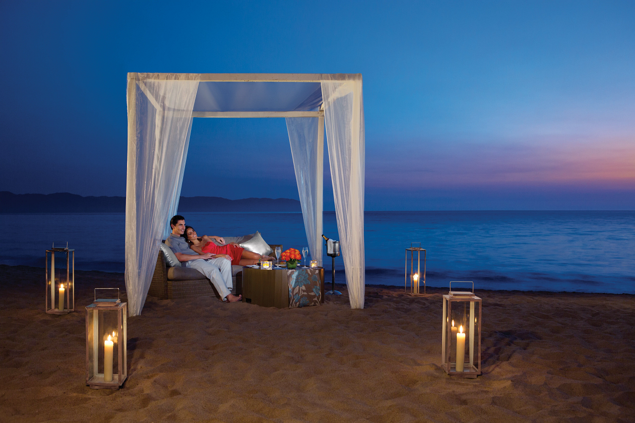 Cena Romántica en la Playa