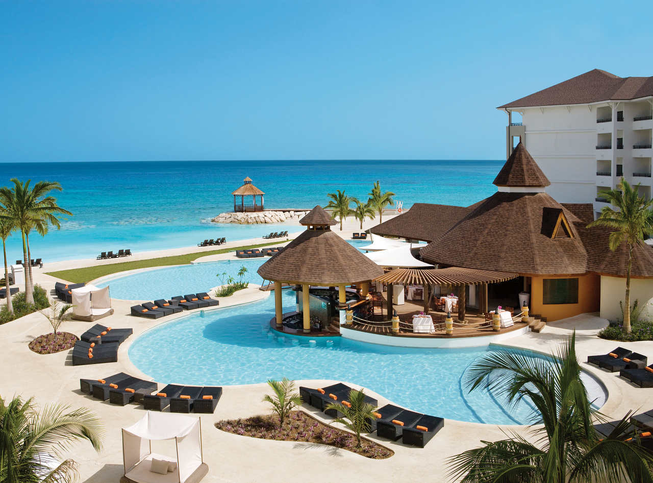 Alberca principal Secrets Wild Orchid