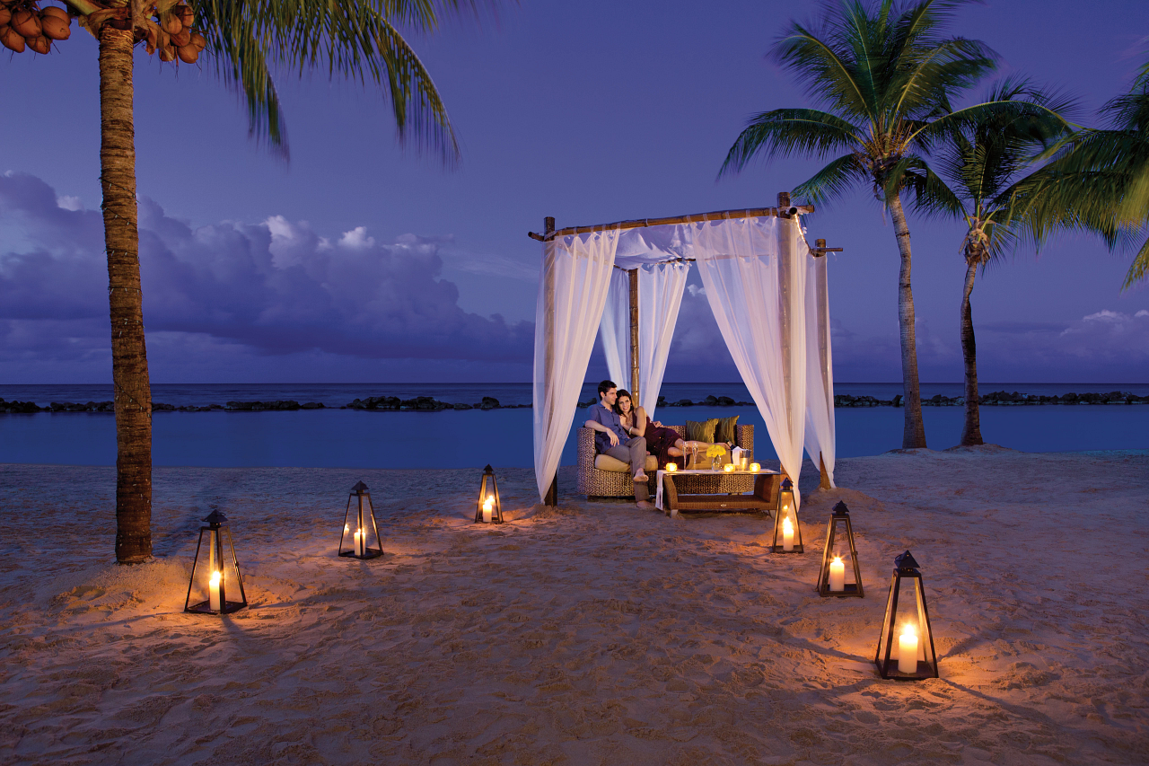 Cena Romántica en la Playa
